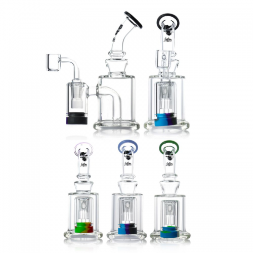7" Glass water pipe with colored silicone base ash catcher