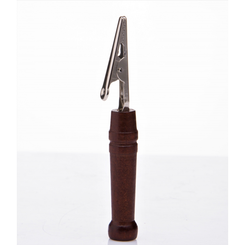WOOD ROACH CLIP